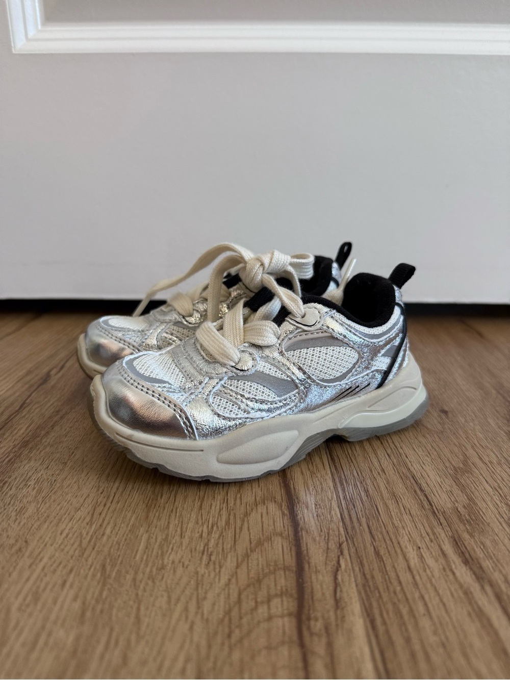 zara kids • size 7 toddler • metallic sneakers silver lace up chunky shoe - Picture 2 of 4